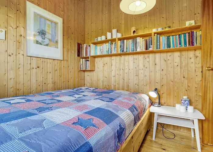 Feriehus In With Kitchen